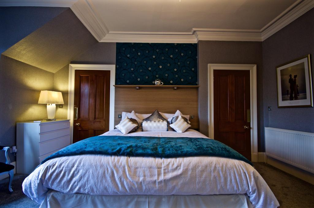 Muirholm Bed And Breakfast Пейзли Стая снимка