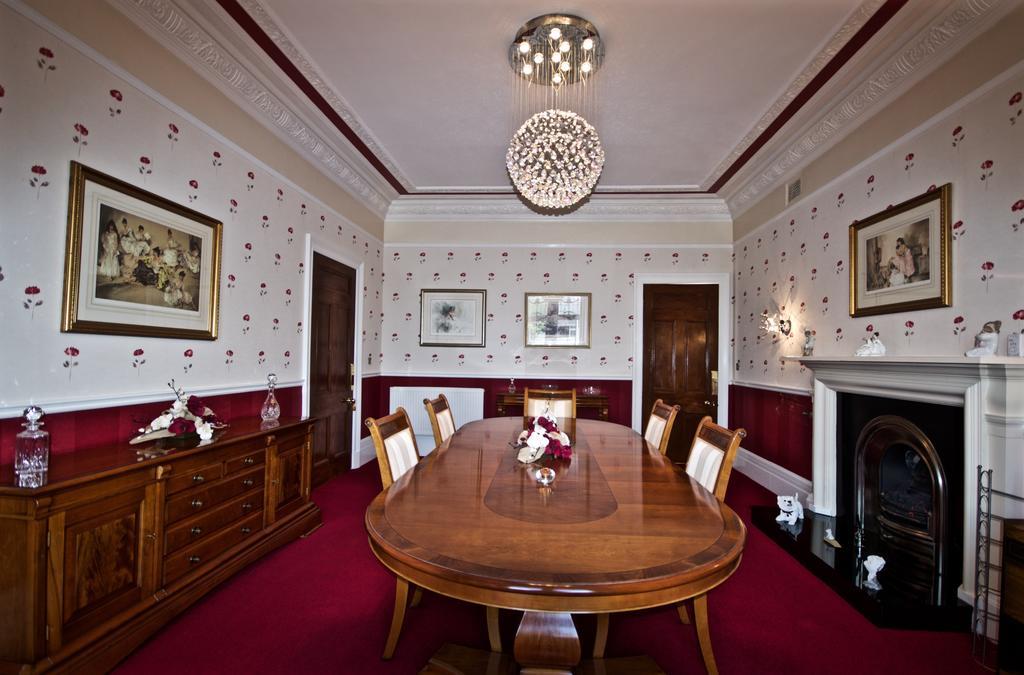 Muirholm Bed And Breakfast Пейзли Екстериор снимка