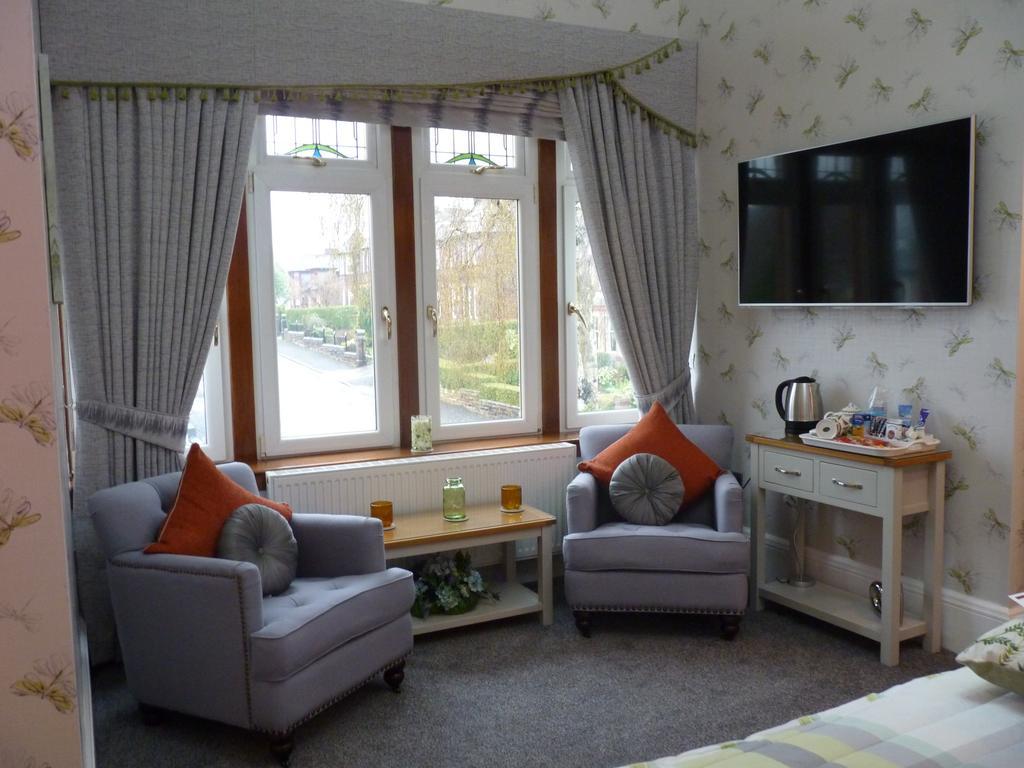 Muirholm Bed And Breakfast Пейзли Стая снимка