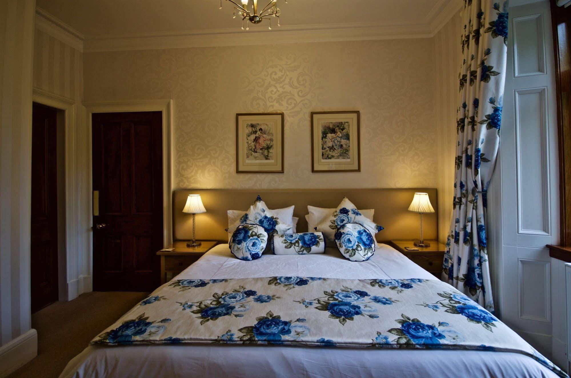 Muirholm Bed And Breakfast Пейзли Екстериор снимка